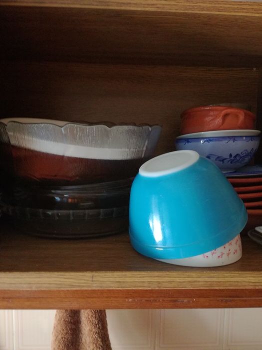 Loiças, várias ,algumas não foram usadas.