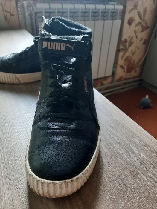 Продам ботинки женские