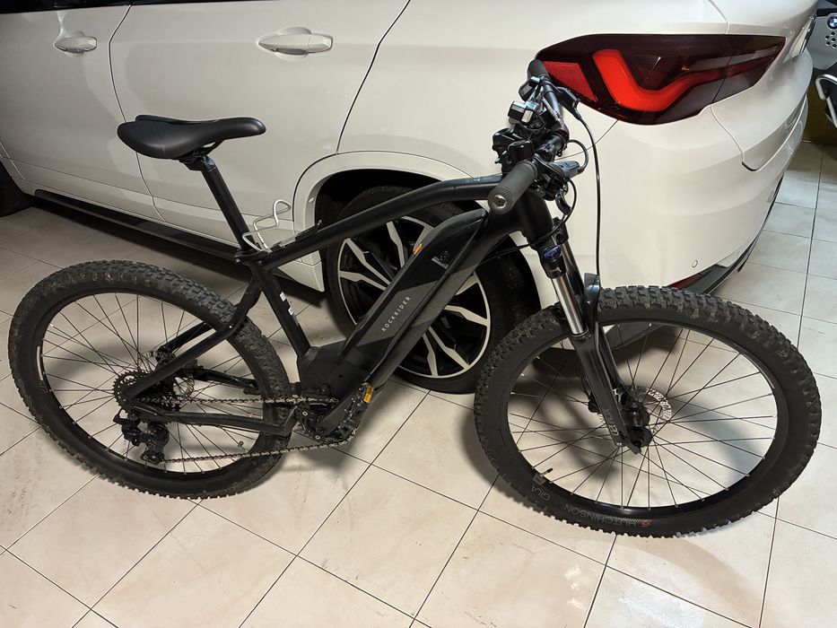 Bicicleta eletrica com açao no pedal, 3 niveis de velocidade