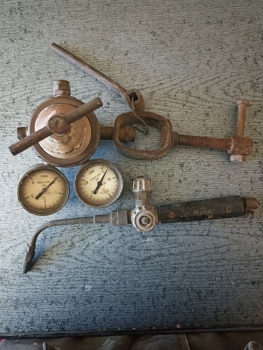 Газосварочная горелка + ацетиленовый редуктор