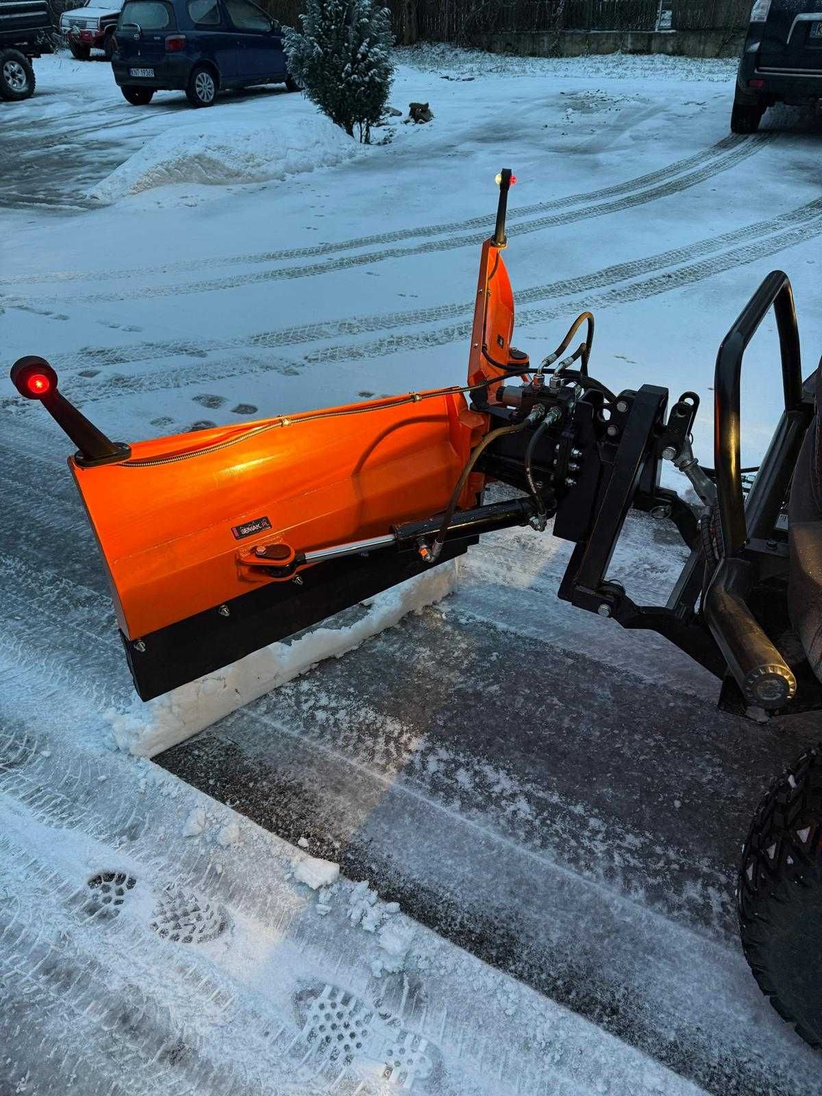Pług strzałkowy uchylny Mercedes Unimog ciągnik ładowarka auto quad