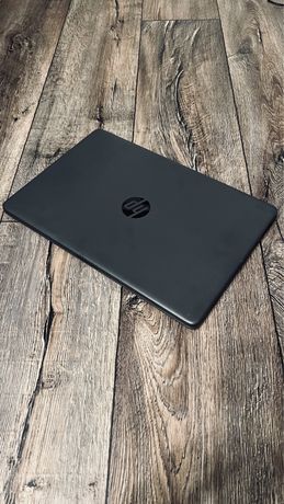 Ноутбук HP 250 G8 на базе 4x Intel, 8Gb ОЗУ+SSD