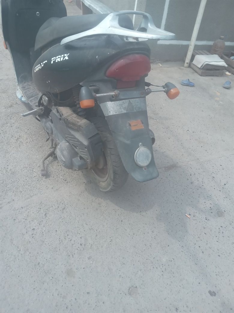 Продам скутер 125 кубіків