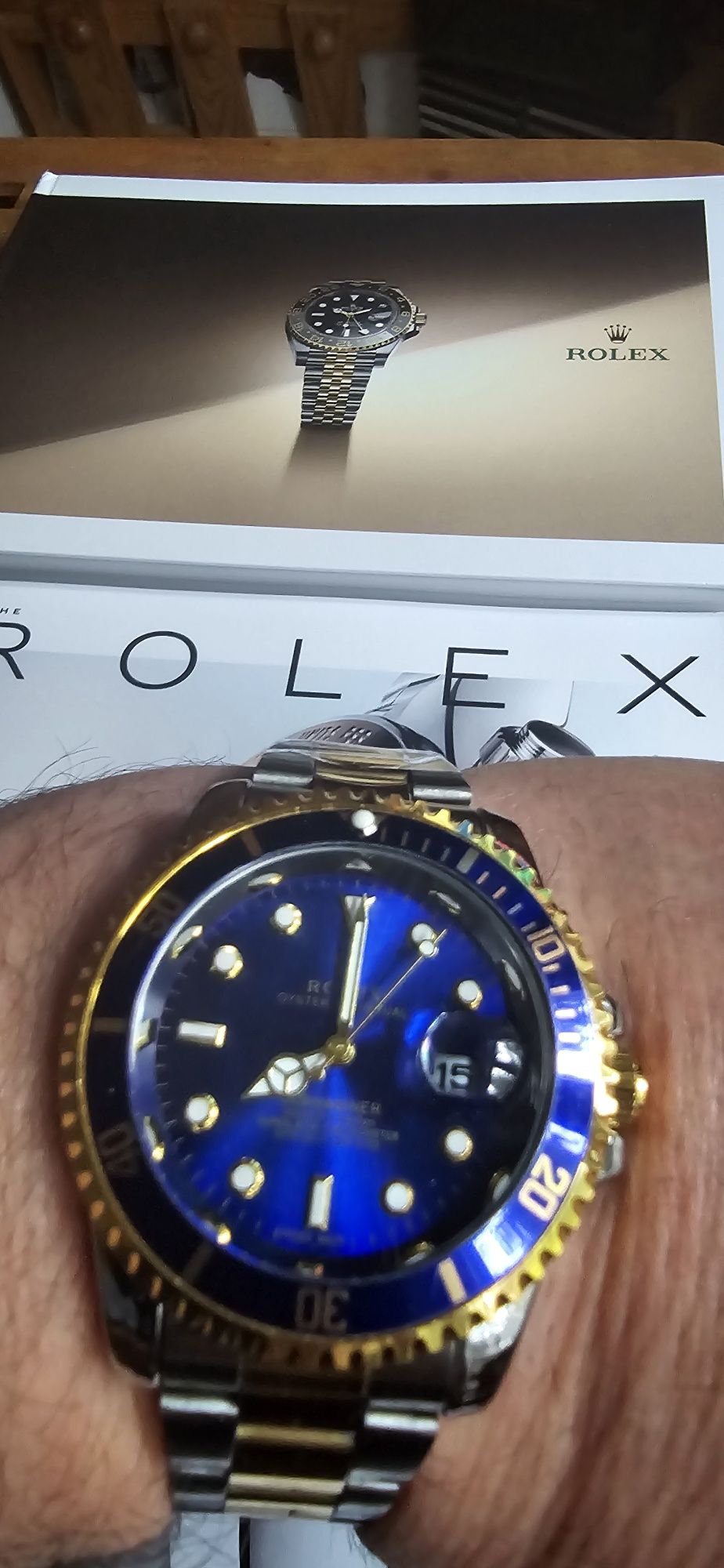 Rolex zegarej automat + 2 ksiazki 260÷150stron opis. wyd.z 2023÷2024