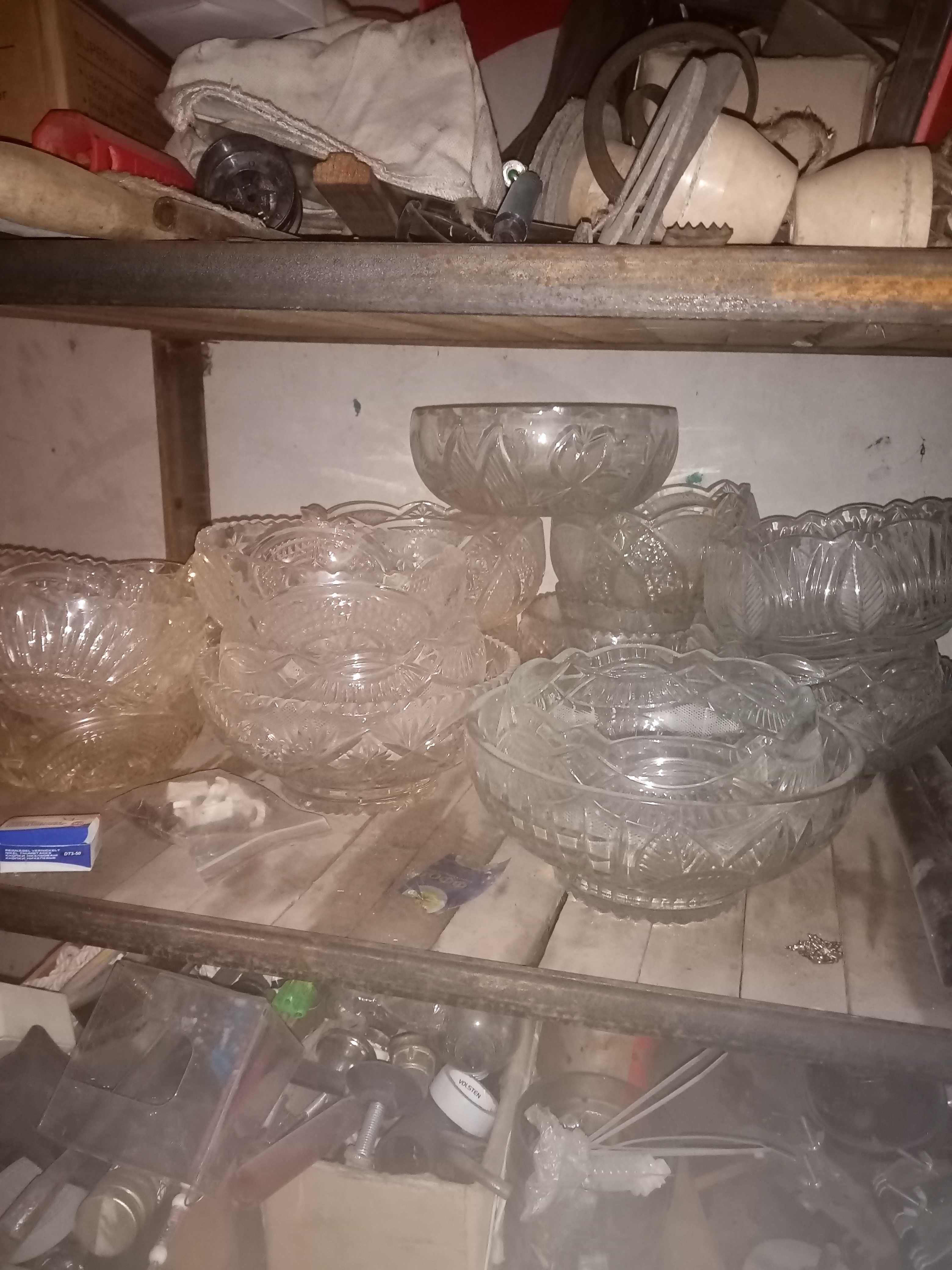 Продам хрустальные вазы