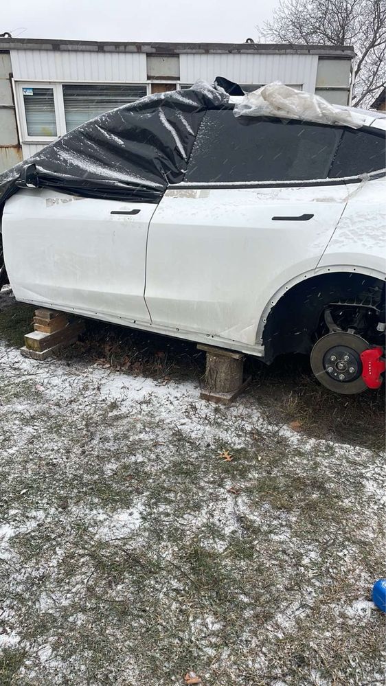 Разборка Tesla Model Y Performance