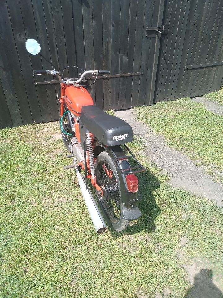 Motorower ogar 200