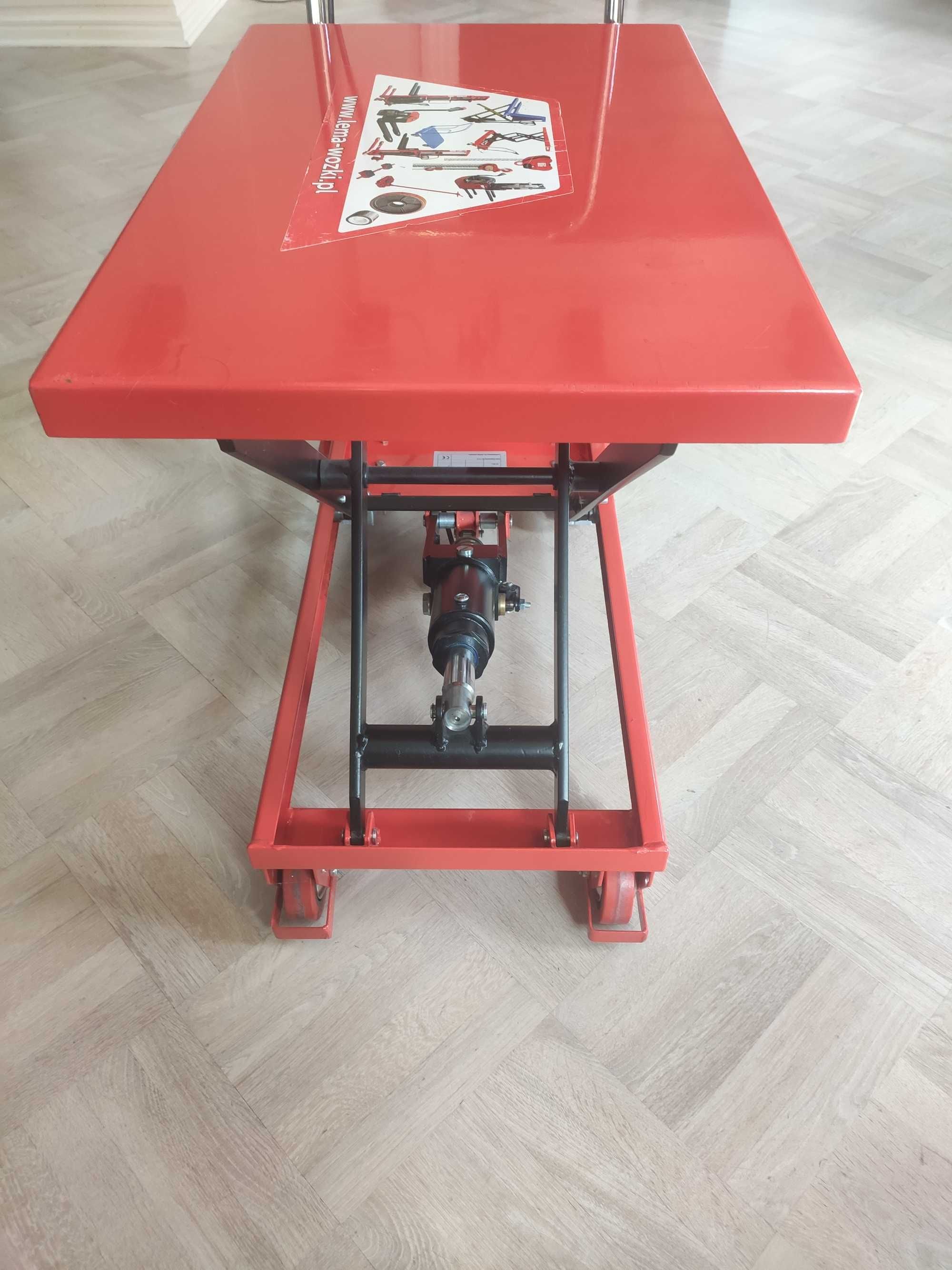 Wózek platformowy nożycowy LMF 15