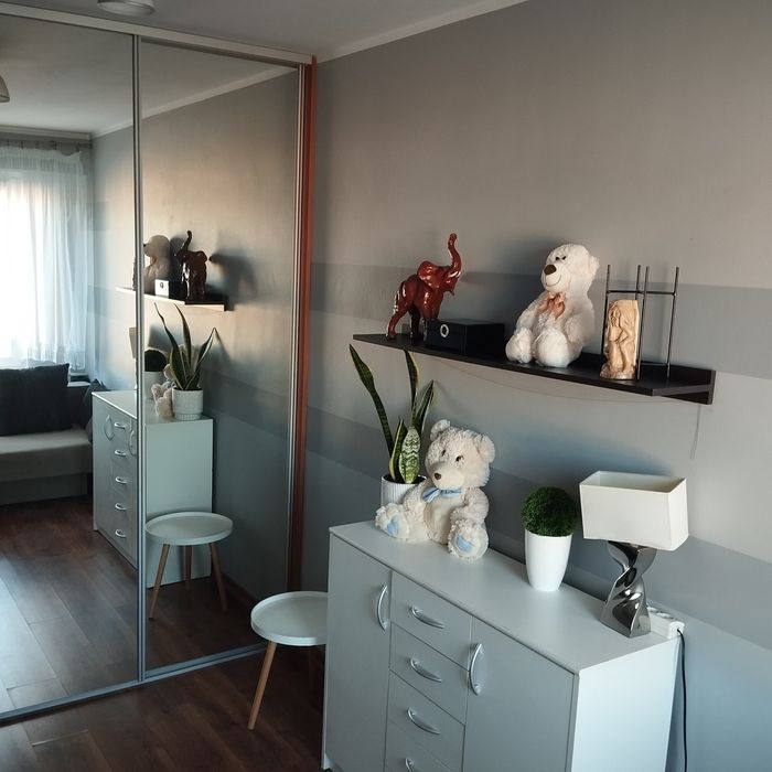 Sprzedam mieszkanie 3 pokoje,48m2, 4pietro