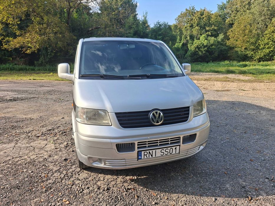 Volkswagen Multivan T5 2005r 2.5TDI Highline