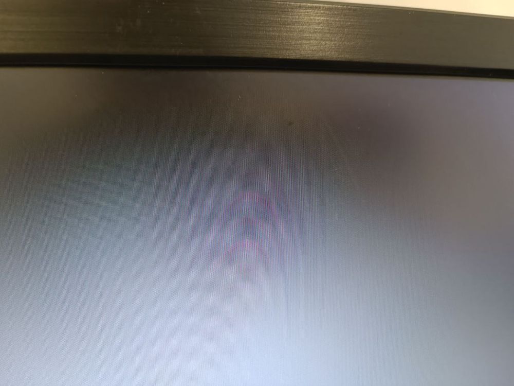 Монитор  LG 22m37a-b в гарному стані