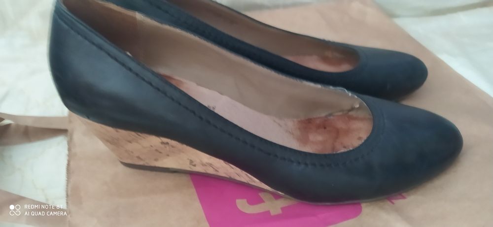 Mokasyny na koturnie skórzane 39 22 zł wyprzedaż