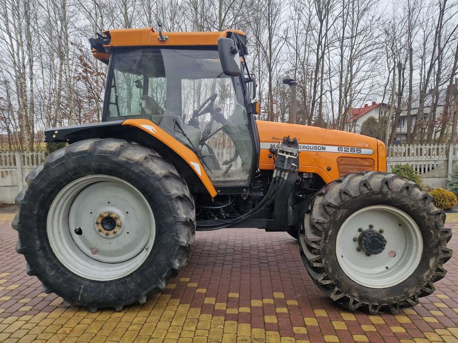 Ciągnik Massey Ferguson 6265
