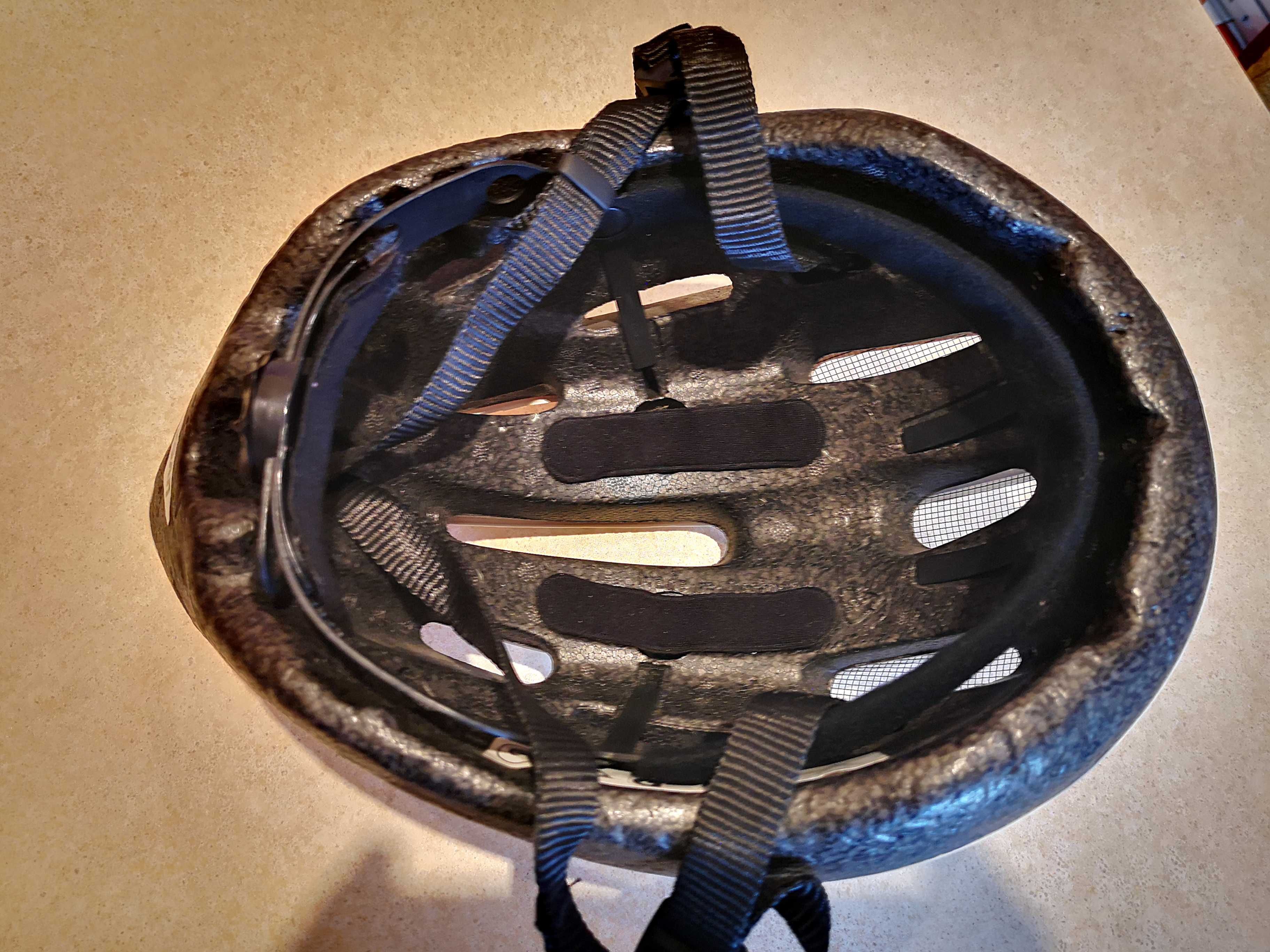 Kask rowerowy Uvex