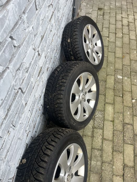 Lassa iceways 2 шини з дисками