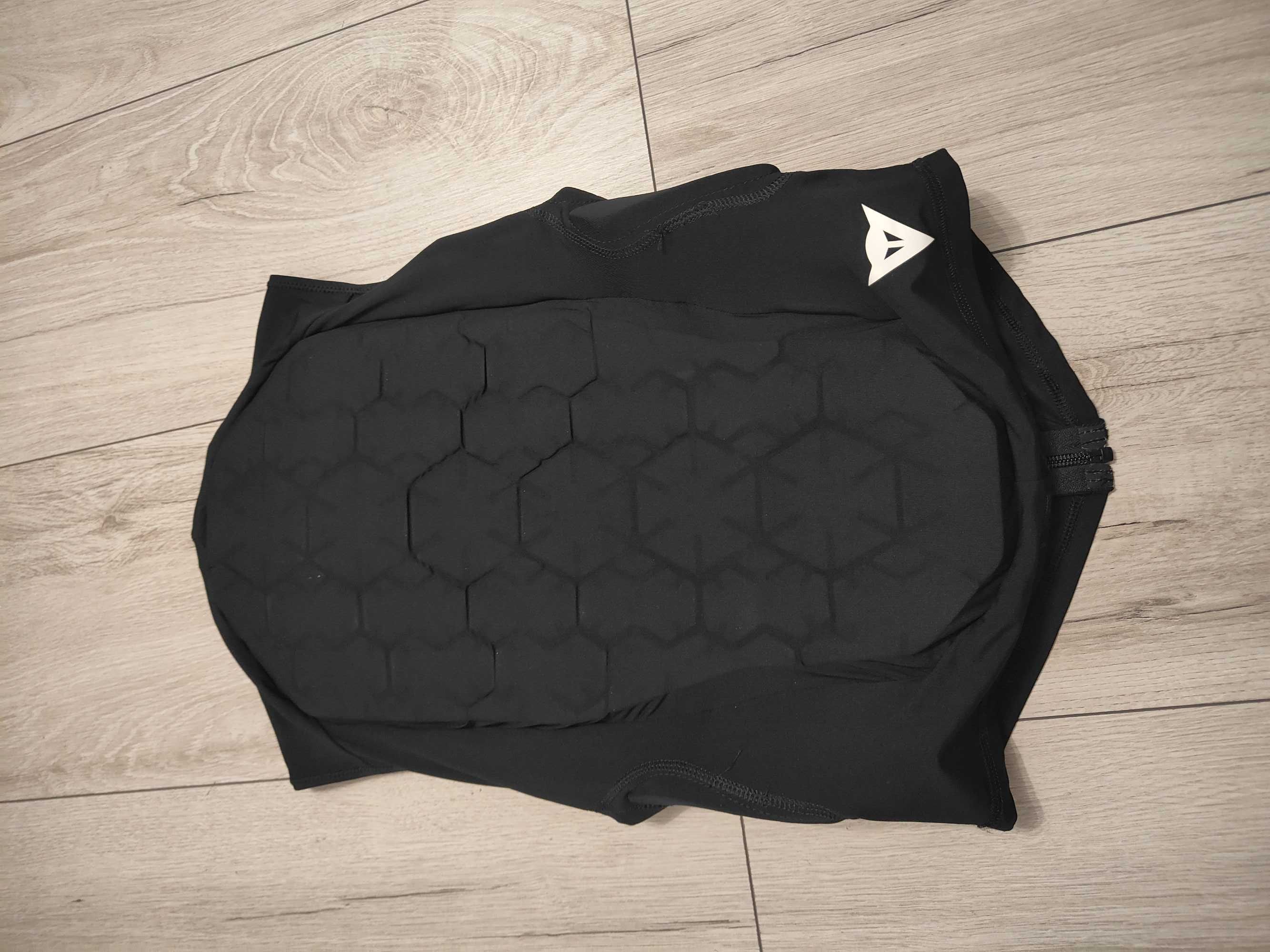 Ochraniacz pleców Dainese Flexagon S żółwik na narty snowboard rower