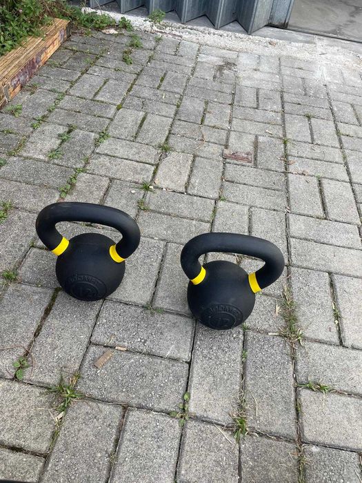 Kettlebell Cast Iron 12kg - BOOMFIT