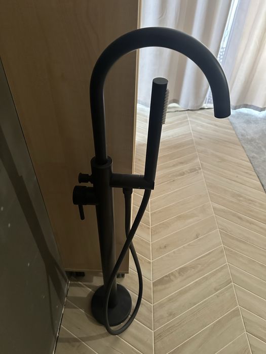 Bateria wannowa wolnostojąca KFA Moza czarna