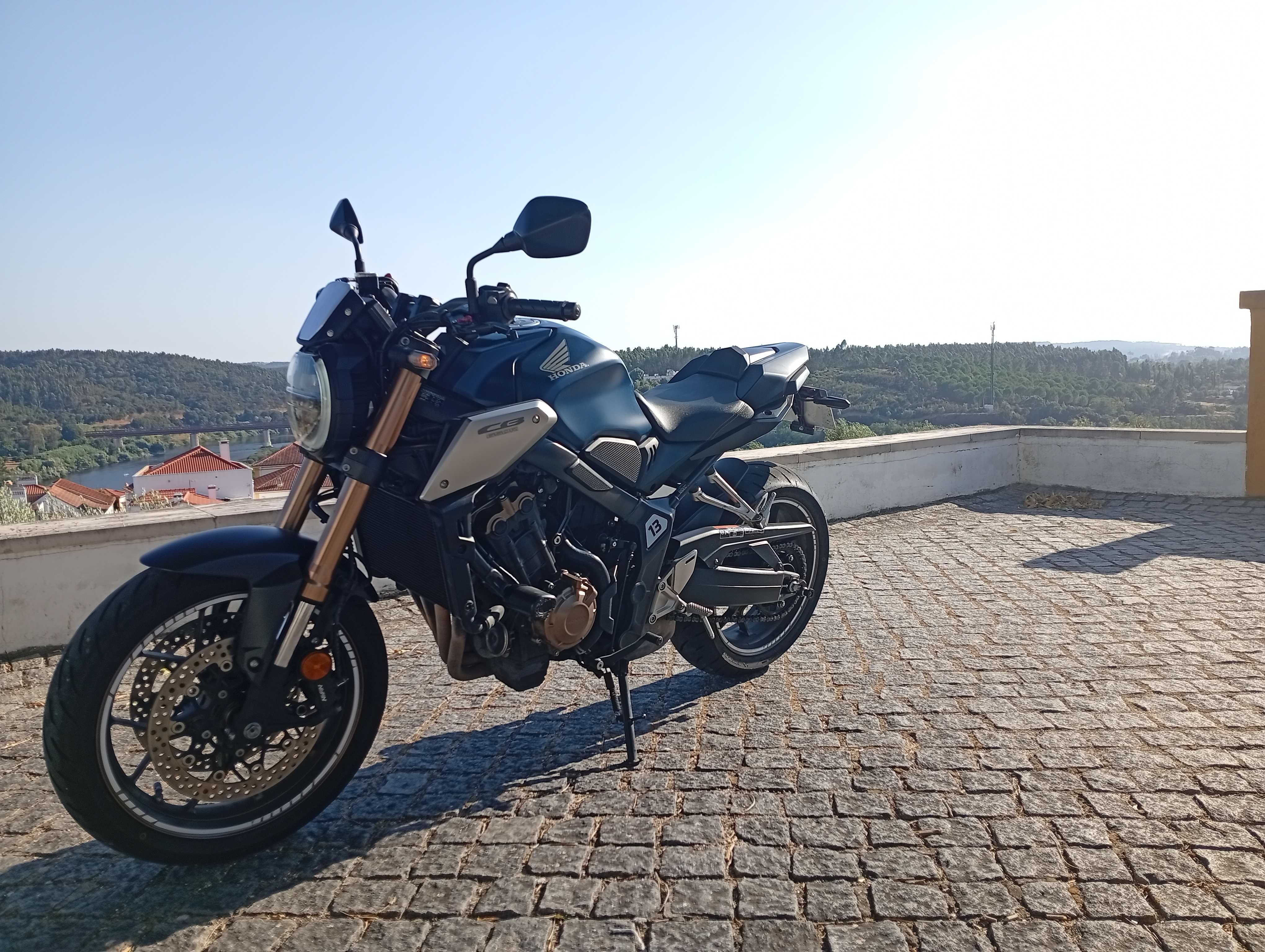 Honda CB650R full power