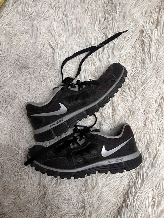 Buty do biegania nike dual fusion ST2