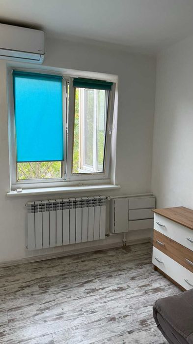 Сдам двухкомнатную квартиру студию Малиновский район