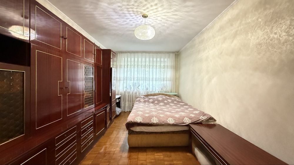 Продаж 2 к квартири 43,4 м.кв на Стрілецькій