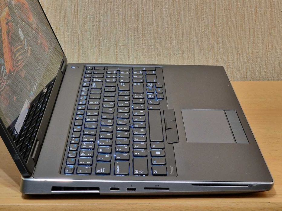 Ігровий Dell Precision Core i5-9400H RAM32 SSD 512 NVIDIA Quadro T2000