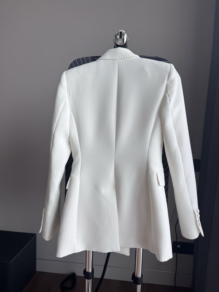 Дуже стильний піджак Zara XS