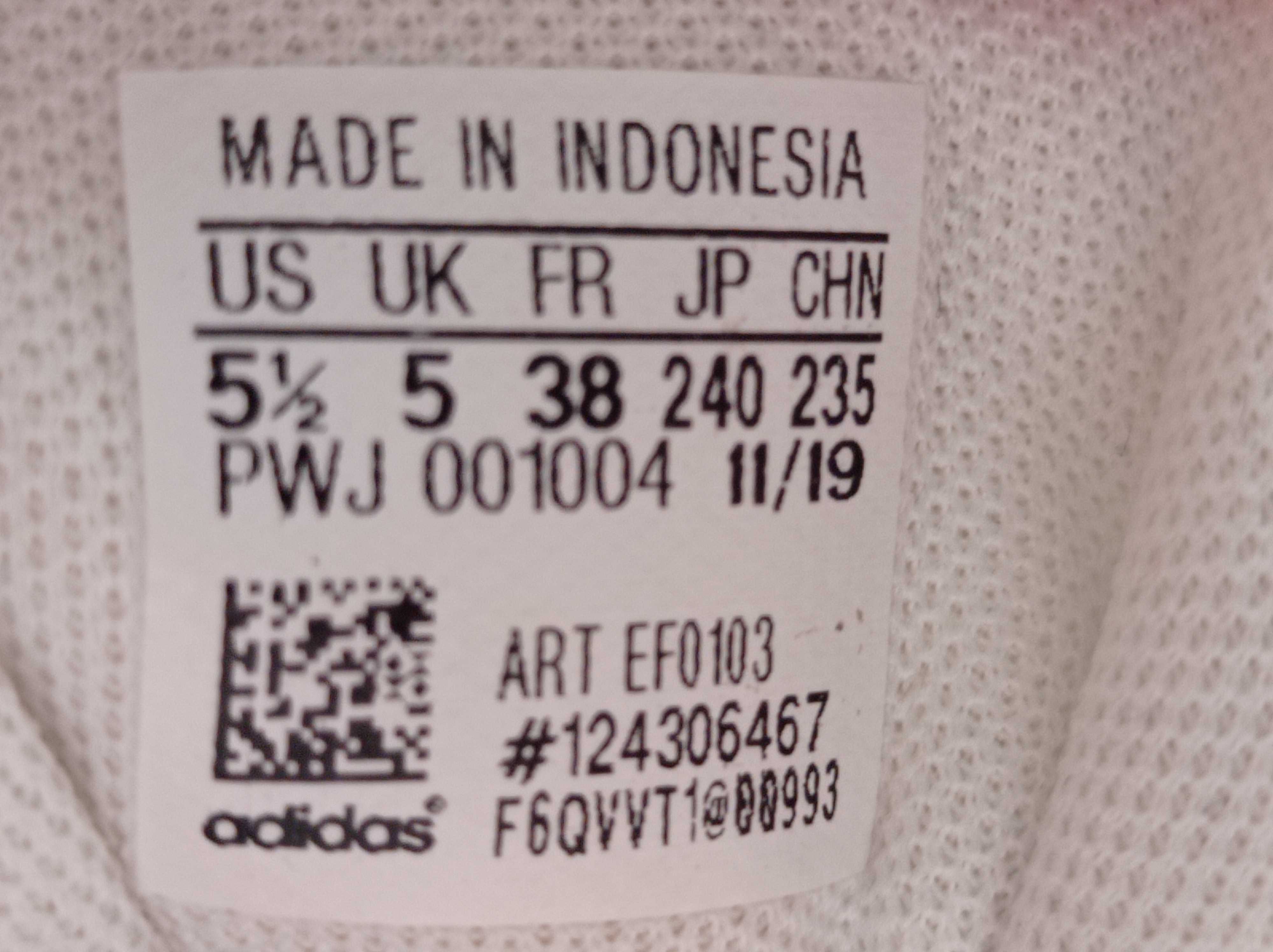 Кроссовки Adidas (оригинал) фирменные размер-38 стелька- 24см.