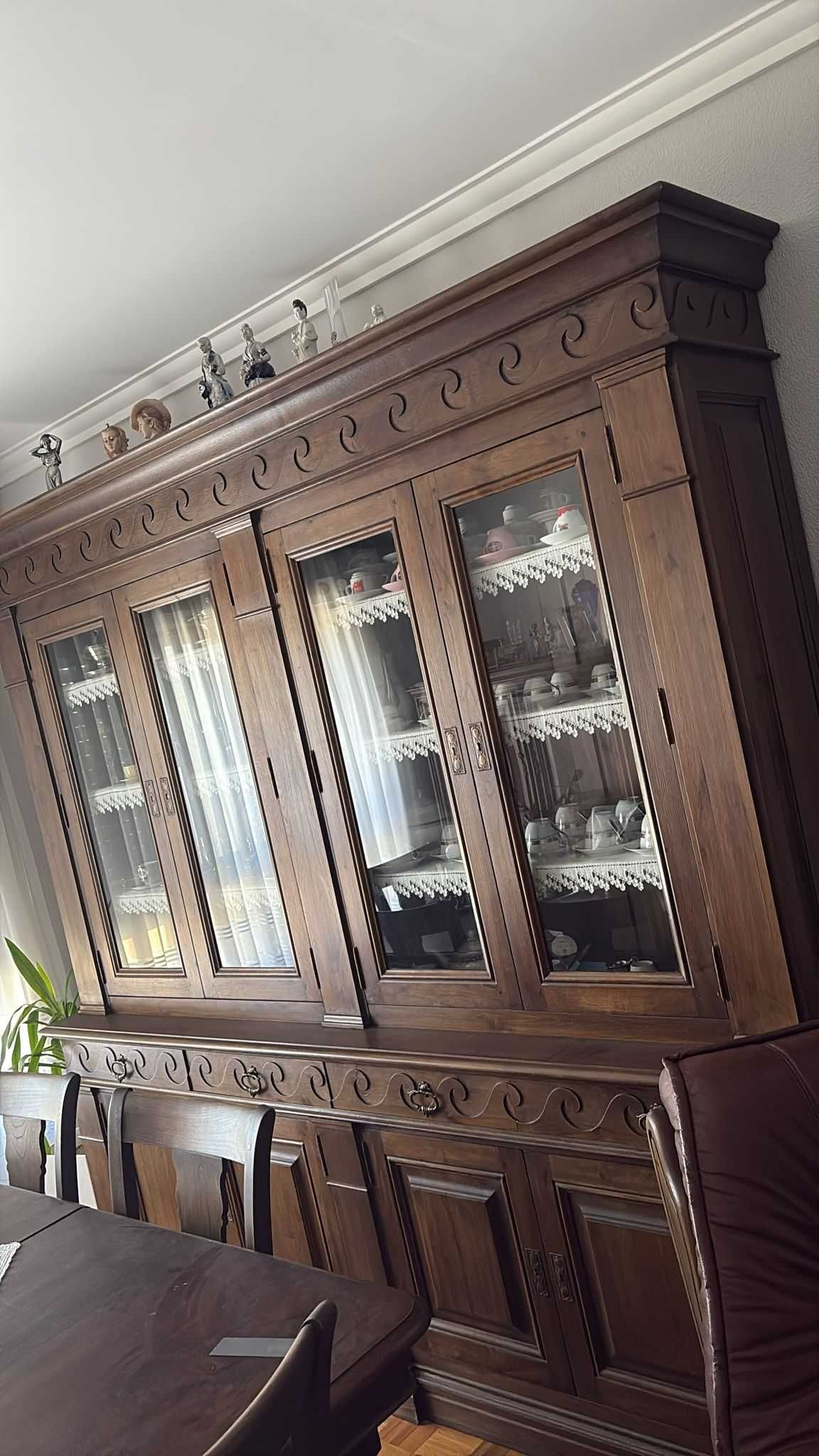 Mobília Sala Vintage Madeira Maciça com apenas 1 ano de uso S/marcas