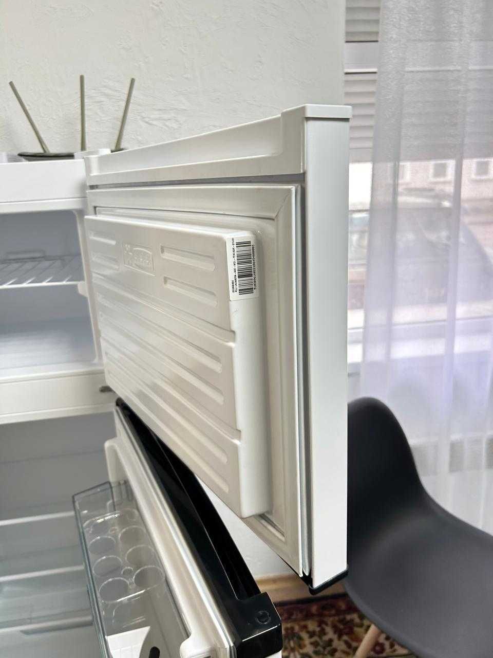 Холодильник- Vestfrost