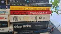 Livros  em inglês e português
