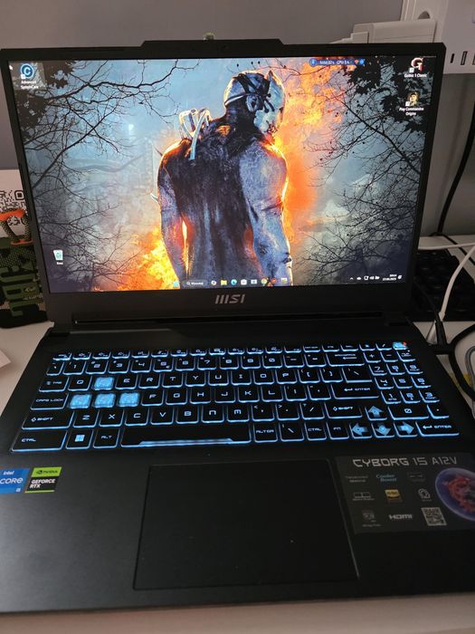 MSI Cyborg 15 A12 + Podkładka chlodzaca + Monitor 24' LG 144 Hz