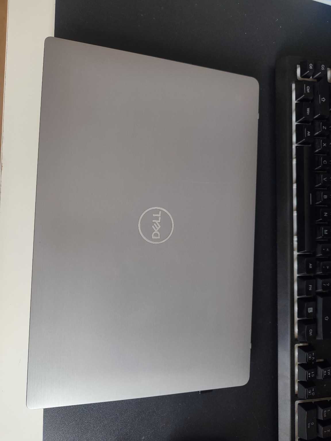 Laptop Dell Latitude 7400 – Biznesowy, Wydajny, Dotykowy Ekran