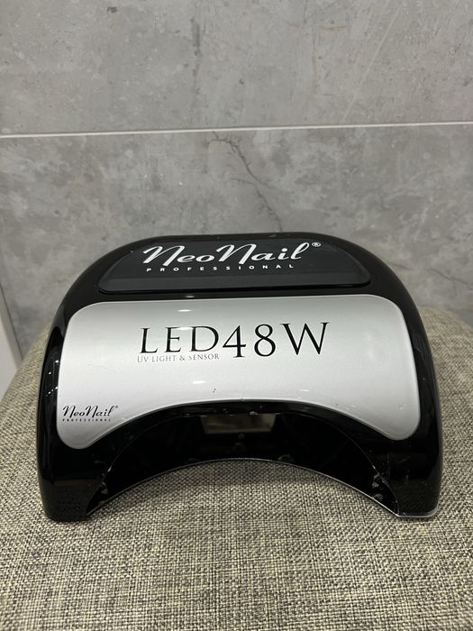 Lampa LED 48W NeoNail czarna