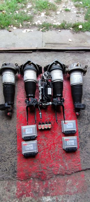 Пневмостойки пневмо балони Tuareg Q7