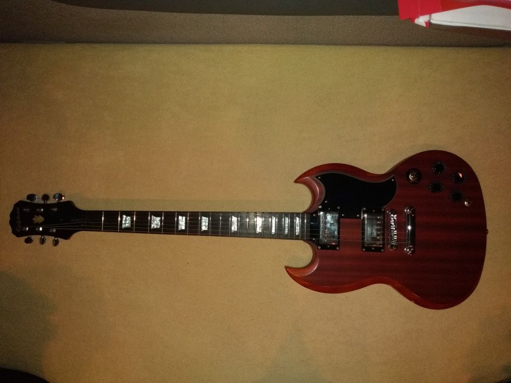 Epiphone G400 Worn Cherry