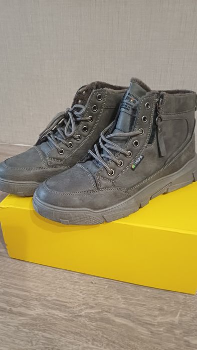 Чоловічі черевики , демісезон.