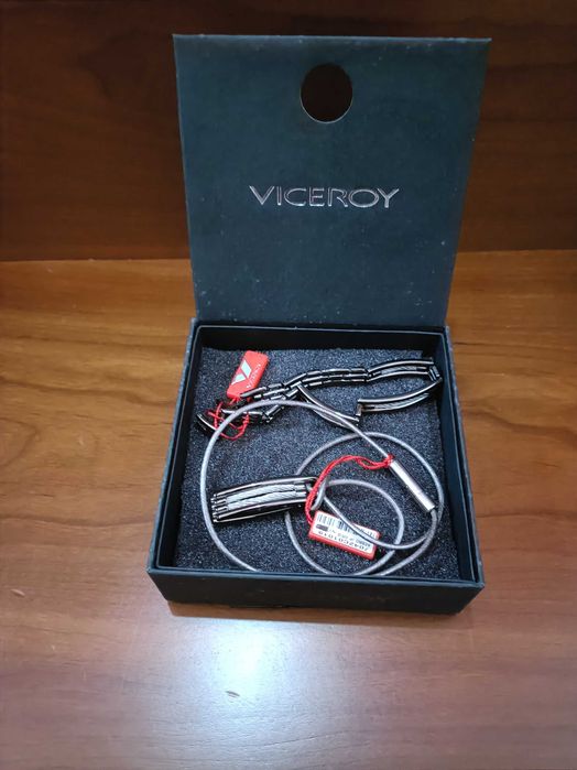 Vendo conjunto "VICEROY"