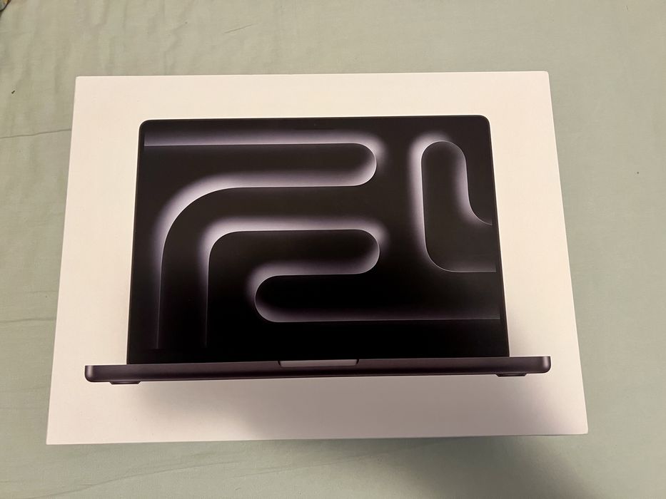 Pudełko MacBook Pro - 14’ cali - gwiezdna czerń - M4 pro - 1TB