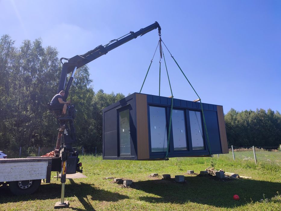 Usługi hds transport kontenerów maszyn szalunków cegły