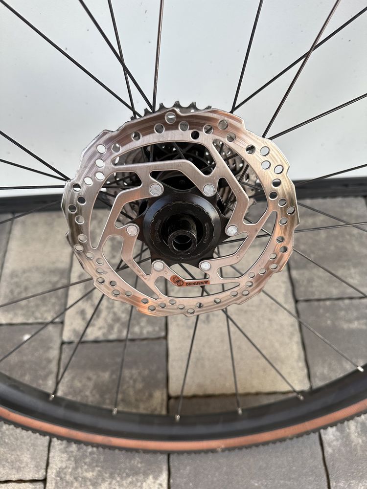 Koła gravel Bontrager Affinity /Pirelli Cinteurato