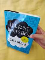 The fault in our stars hardcover (inglês) excelentes