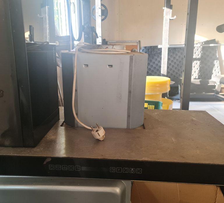 dlugi okap kuchenny Franke