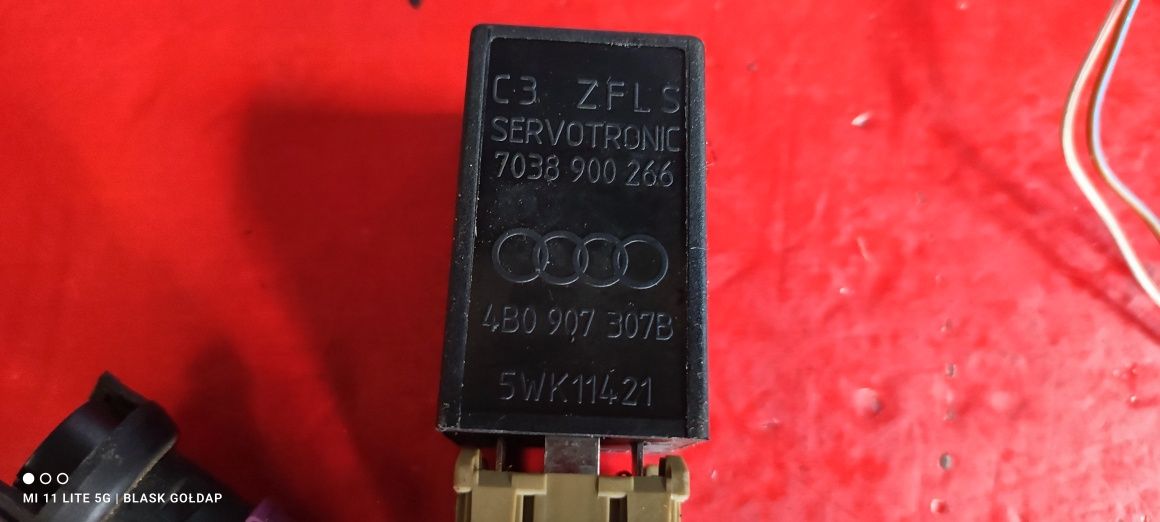 Serwotronic Wiązka Elektryczna z Przekaźnikiem z Audi S6 4.2 Q Automat