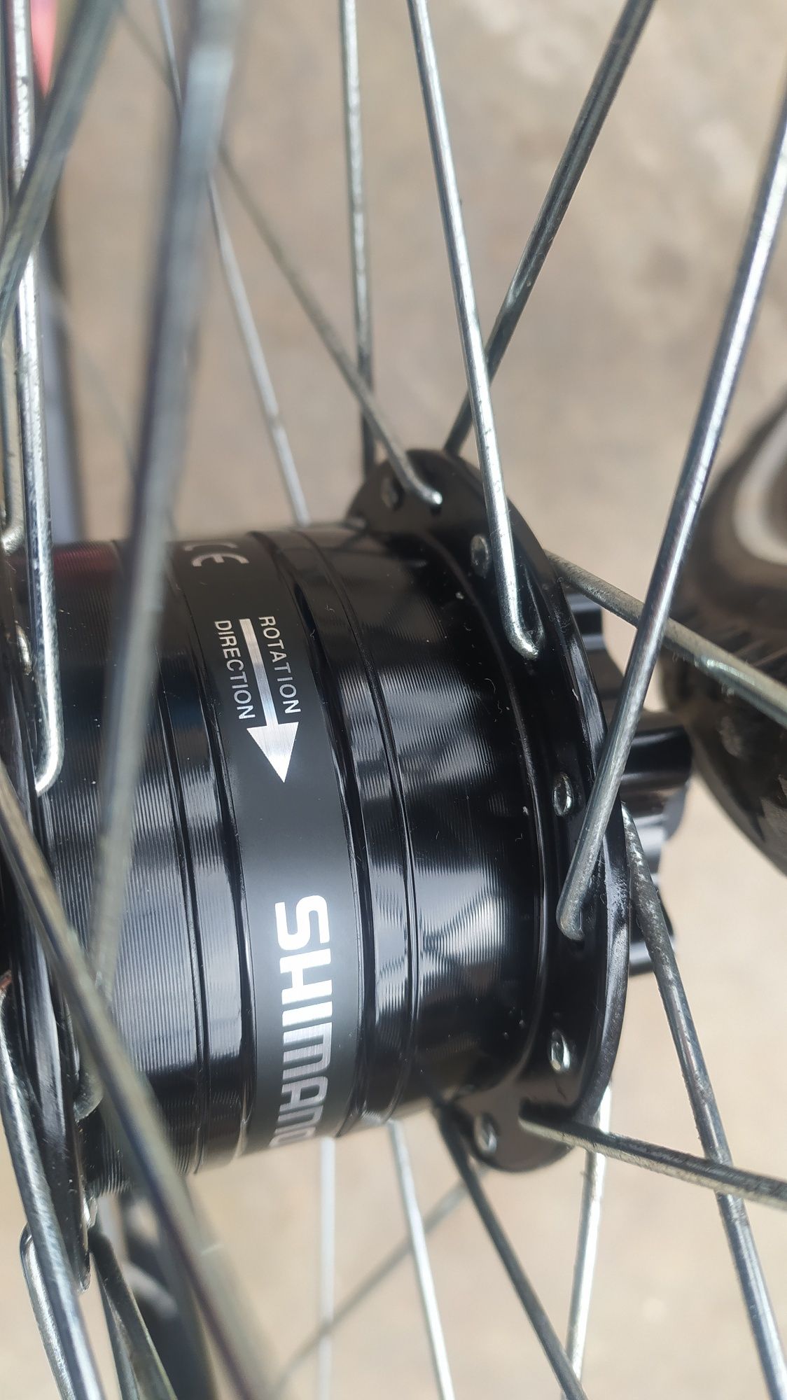 Динамо фтулка SHIMANO велогенератор shimano