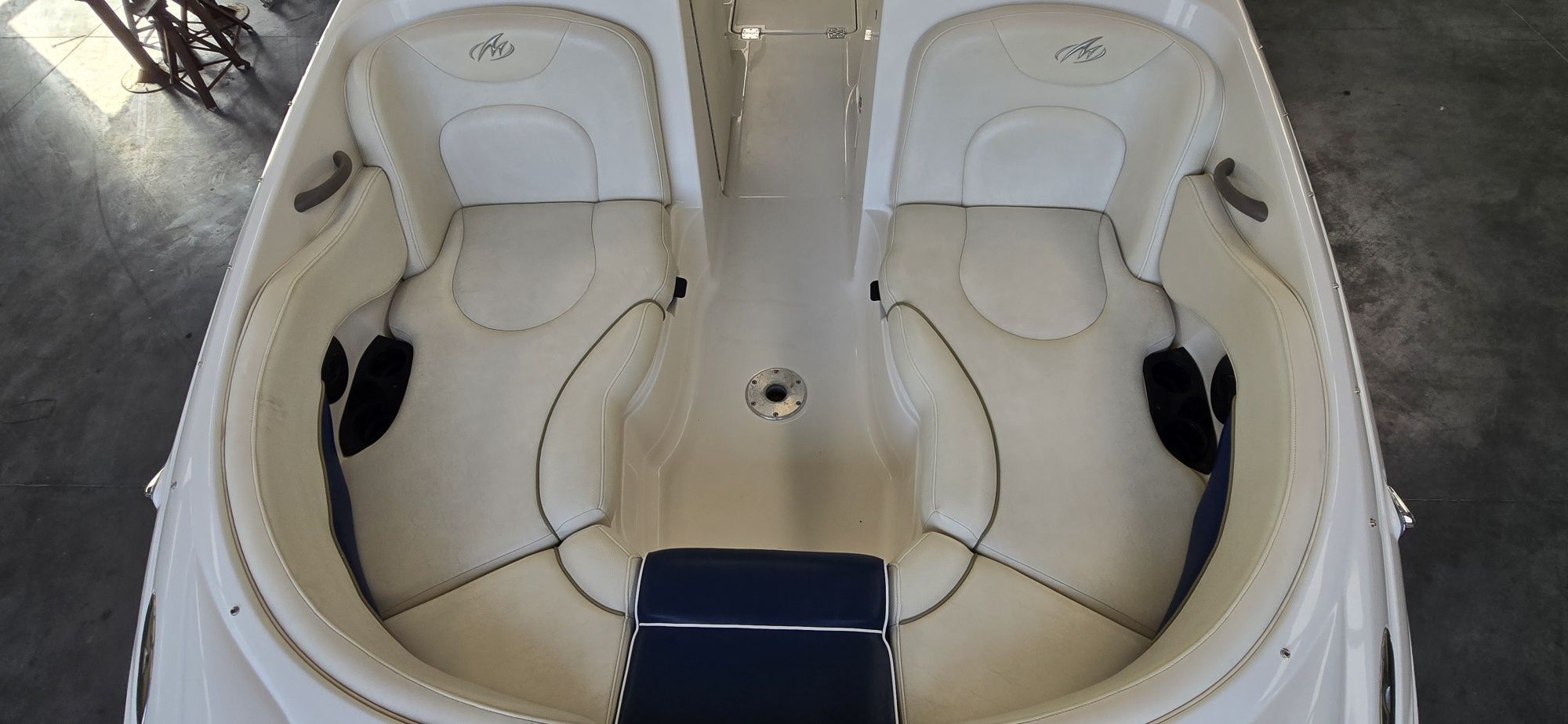 Monterey 233 explorer