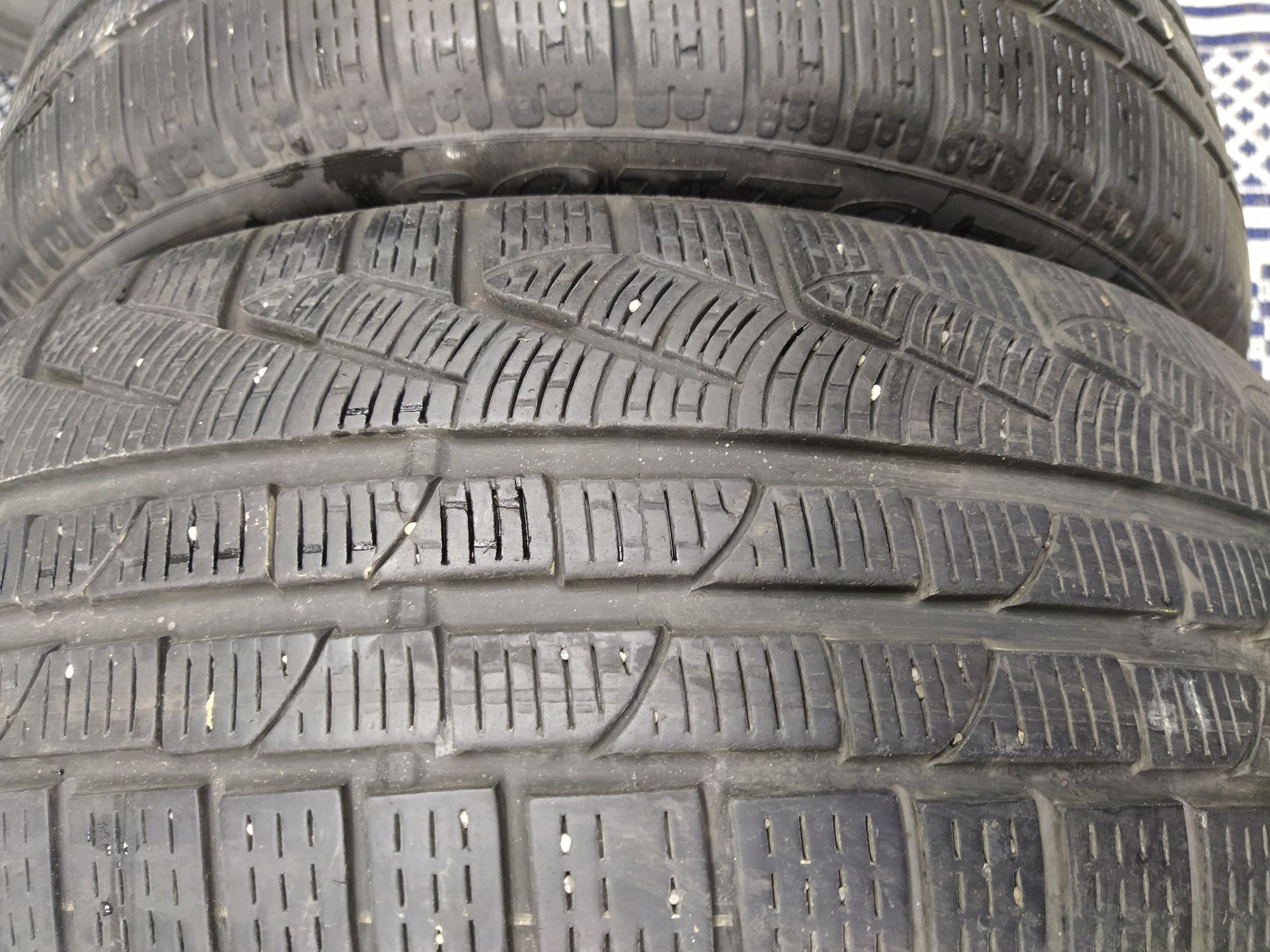 2 Opony zimowe 225/45r18 PIRELLI 6mm