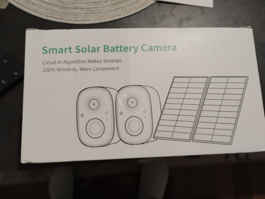 Zestaw 2 kamer IP z funkcją solarnego ładowania