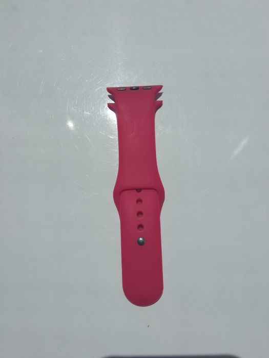 Ремінці для apple watch.